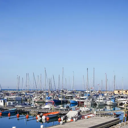 In Hébergement de vacances *